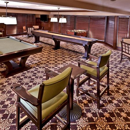 Ann Arbor Regent Hotel And Suites Екстериор снимка