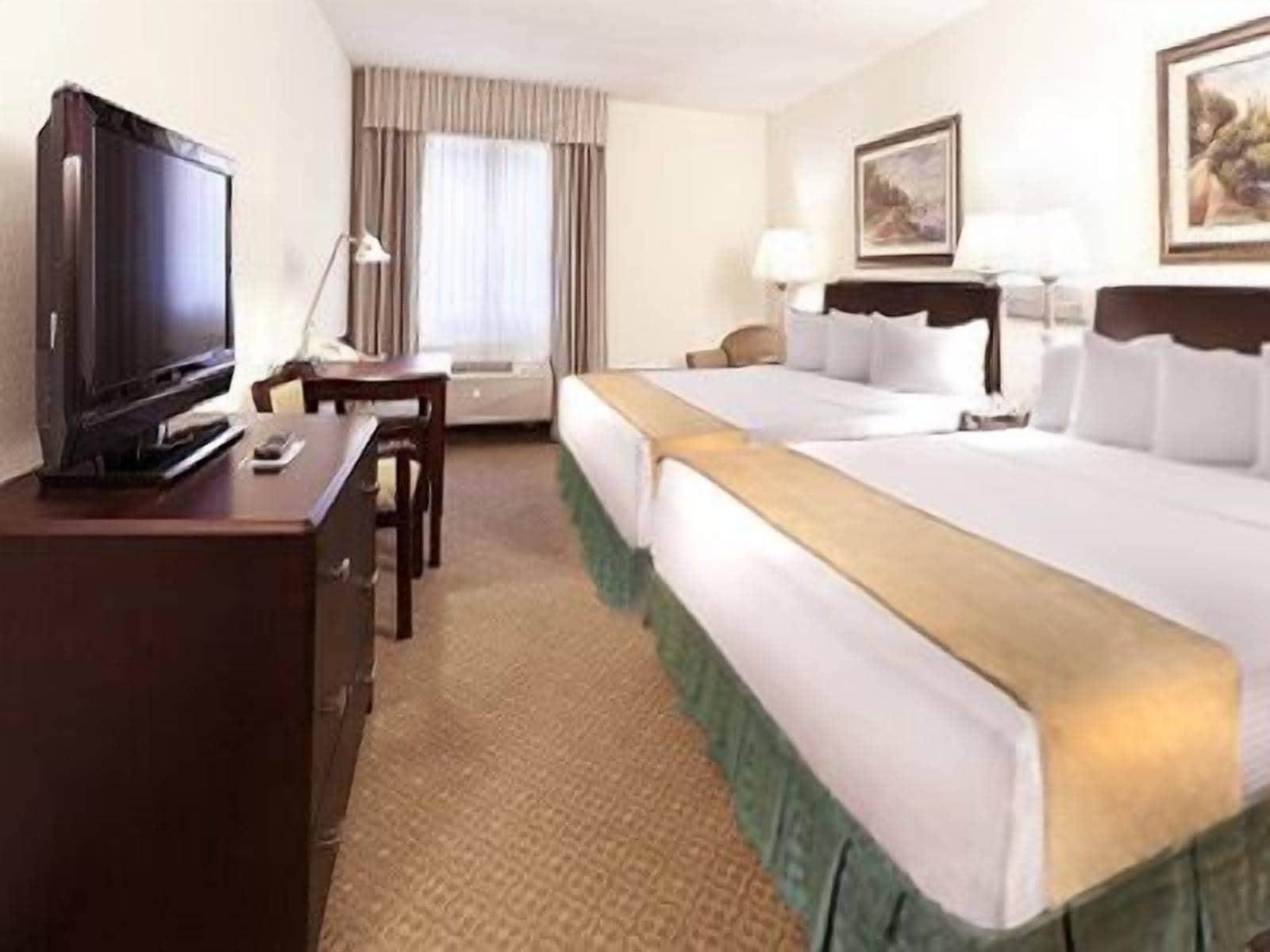 Ann Arbor Regent Hotel And Suites Екстериор снимка