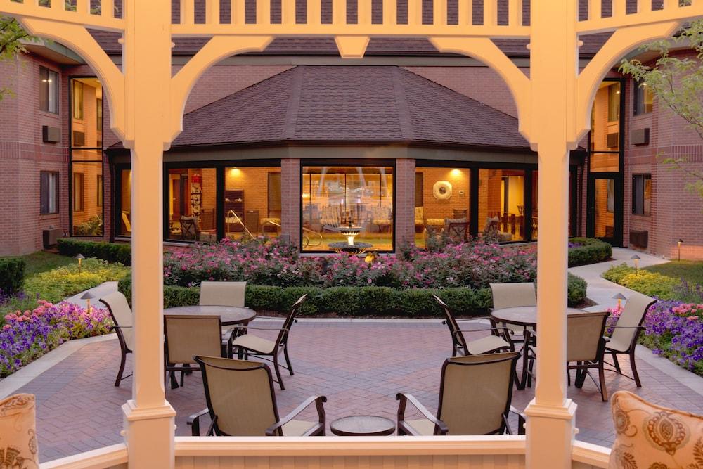 Ann Arbor Regent Hotel And Suites Екстериор снимка
