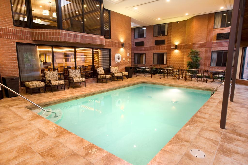 Ann Arbor Regent Hotel And Suites Екстериор снимка
