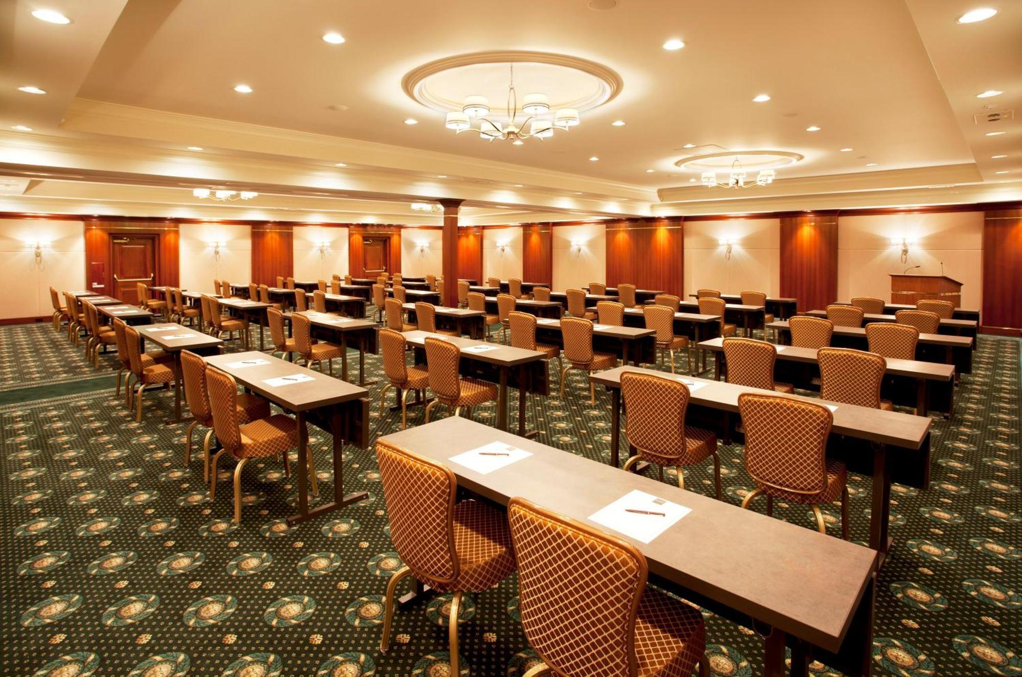 Ann Arbor Regent Hotel And Suites Екстериор снимка