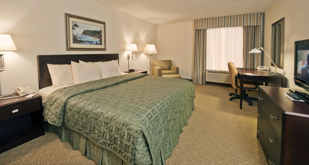 Ann Arbor Regent Hotel And Suites Екстериор снимка