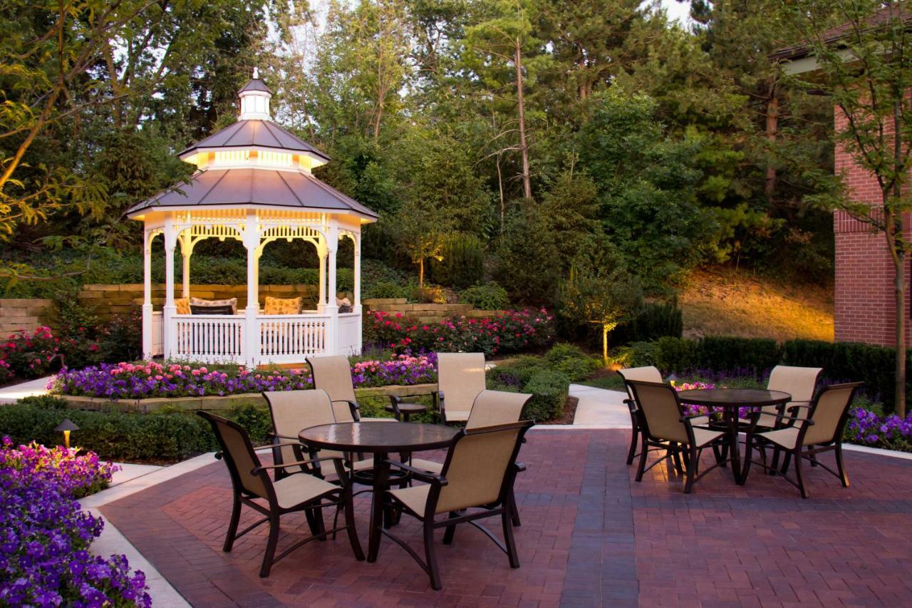 Ann Arbor Regent Hotel And Suites Екстериор снимка
